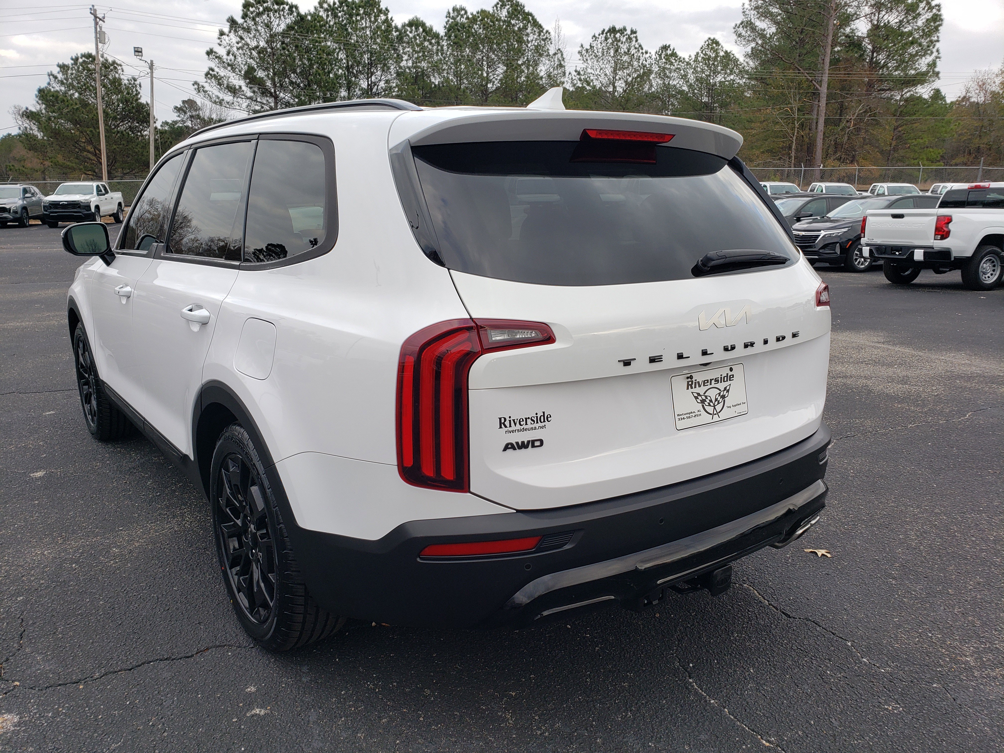 Used 2022 Kia Telluride SX w/ SX Prestige Package image 4