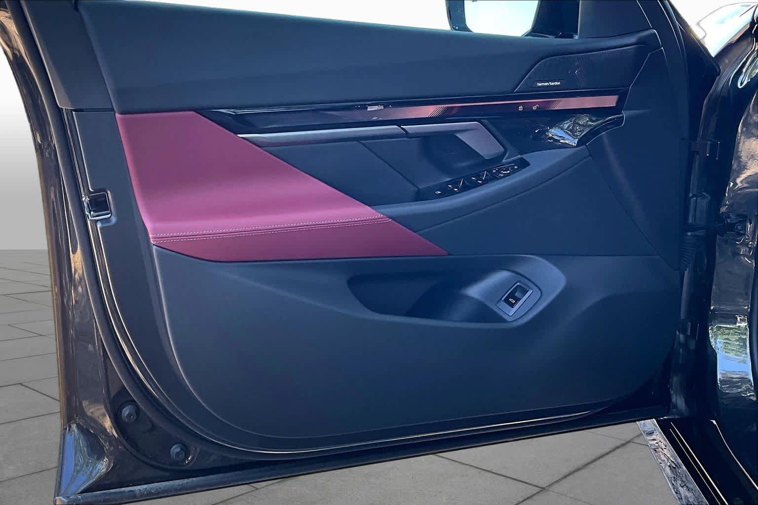 New 2027 BMW 530i RWD image 10