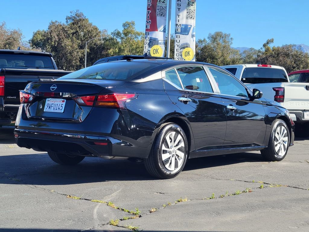 Certified 2025 Nissan Altima 2.5 S image 2