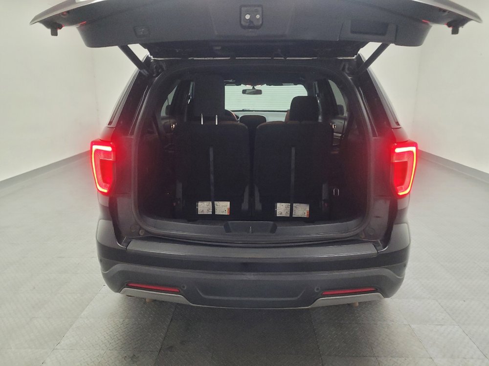 Used 2019 Ford Explorer XLT w/ Equipment Group 201A FWD image 29