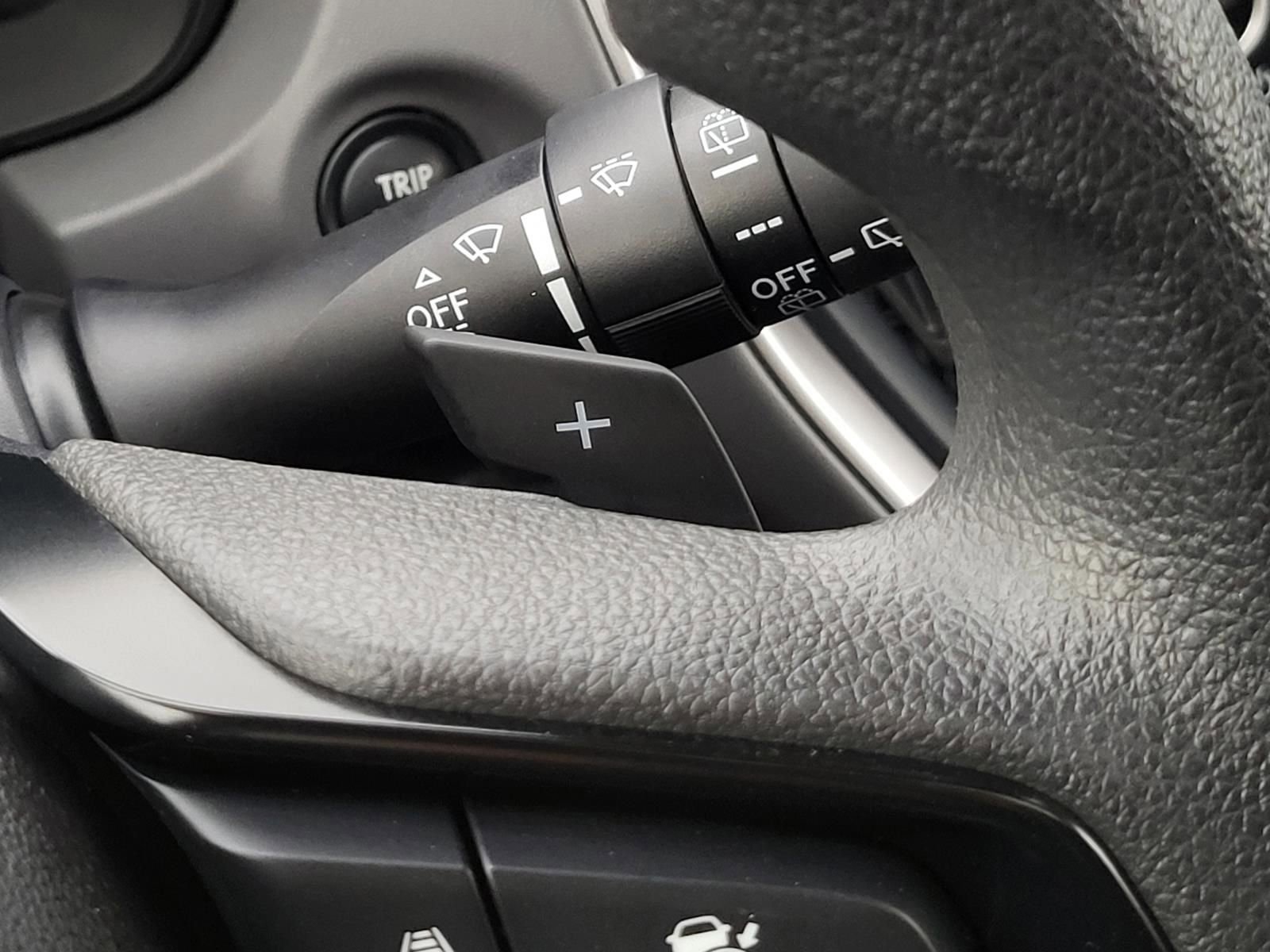 Certified 2025 Subaru Crosstrek 2.0i Premium image 28