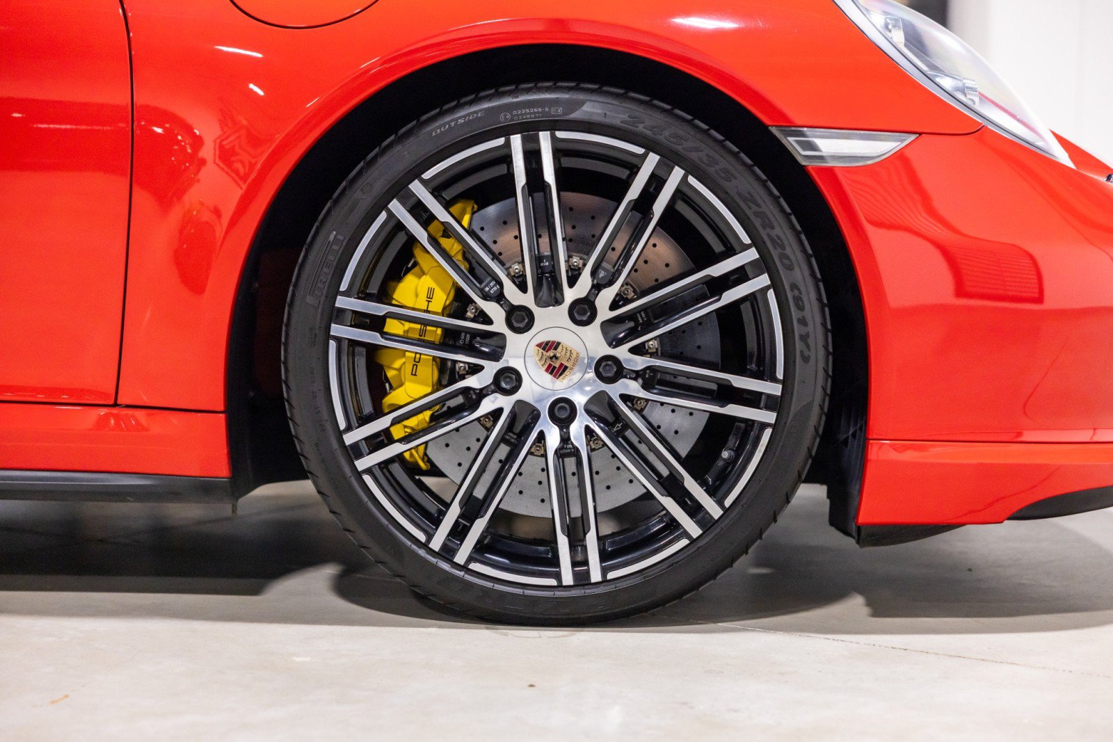 Used 2014 Porsche 911 Turbo S AWD/4WD image 22