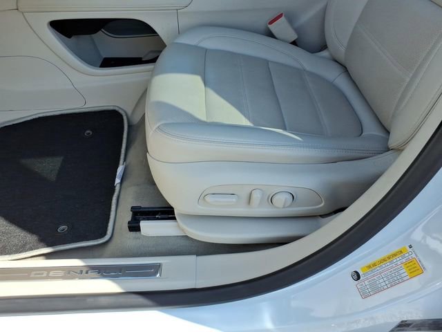 Used 2021 GMC Acadia Denali w/ LPO, Floor Liner Package image 5