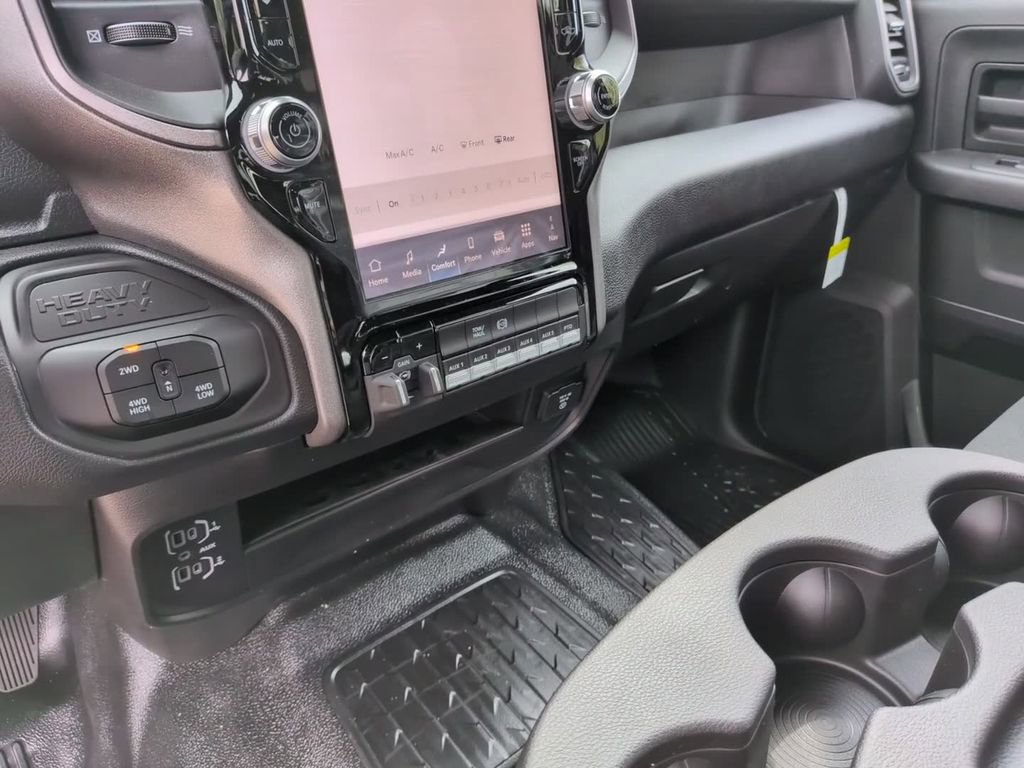 New 2026 RAM 5500 Tradesman AWD/4WD image 30