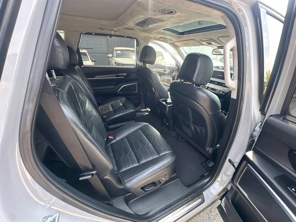 Used 2022 Kia Telluride SX w/ SX Prestige Package AWD/4WD image 31
