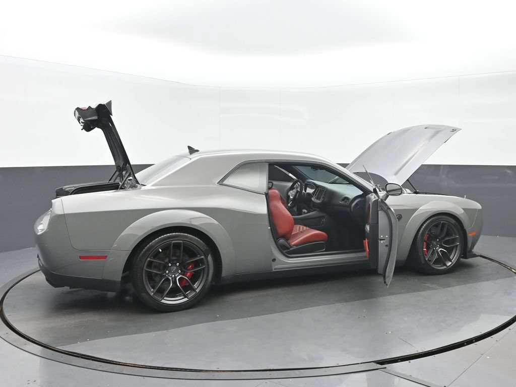 Used 2019 Dodge Challenger SRT Hellcat w/ Widebody Package RWD image 36