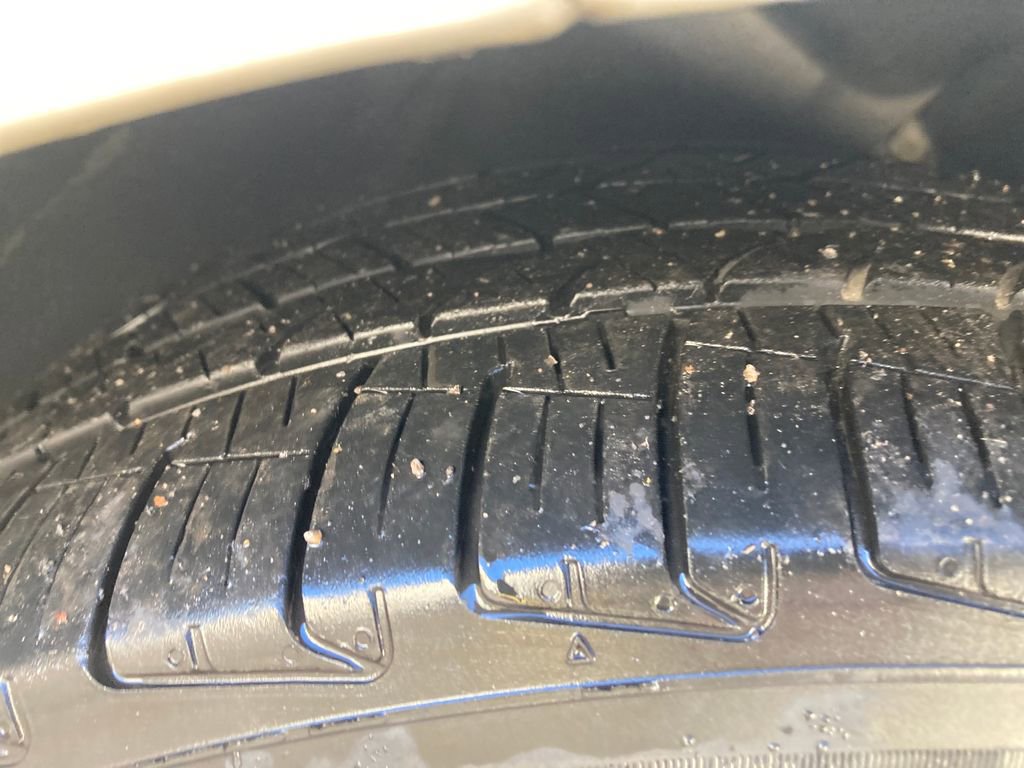 Used 2019 Ford Fusion SE image 32