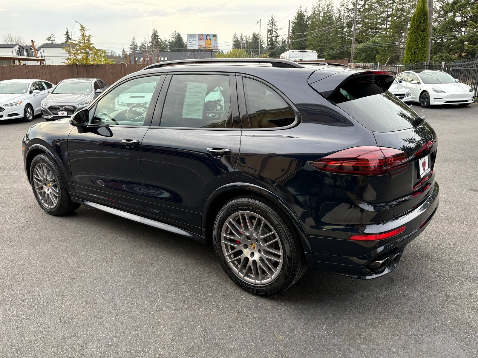 Used 2016 Porsche Cayenne GTS image 7