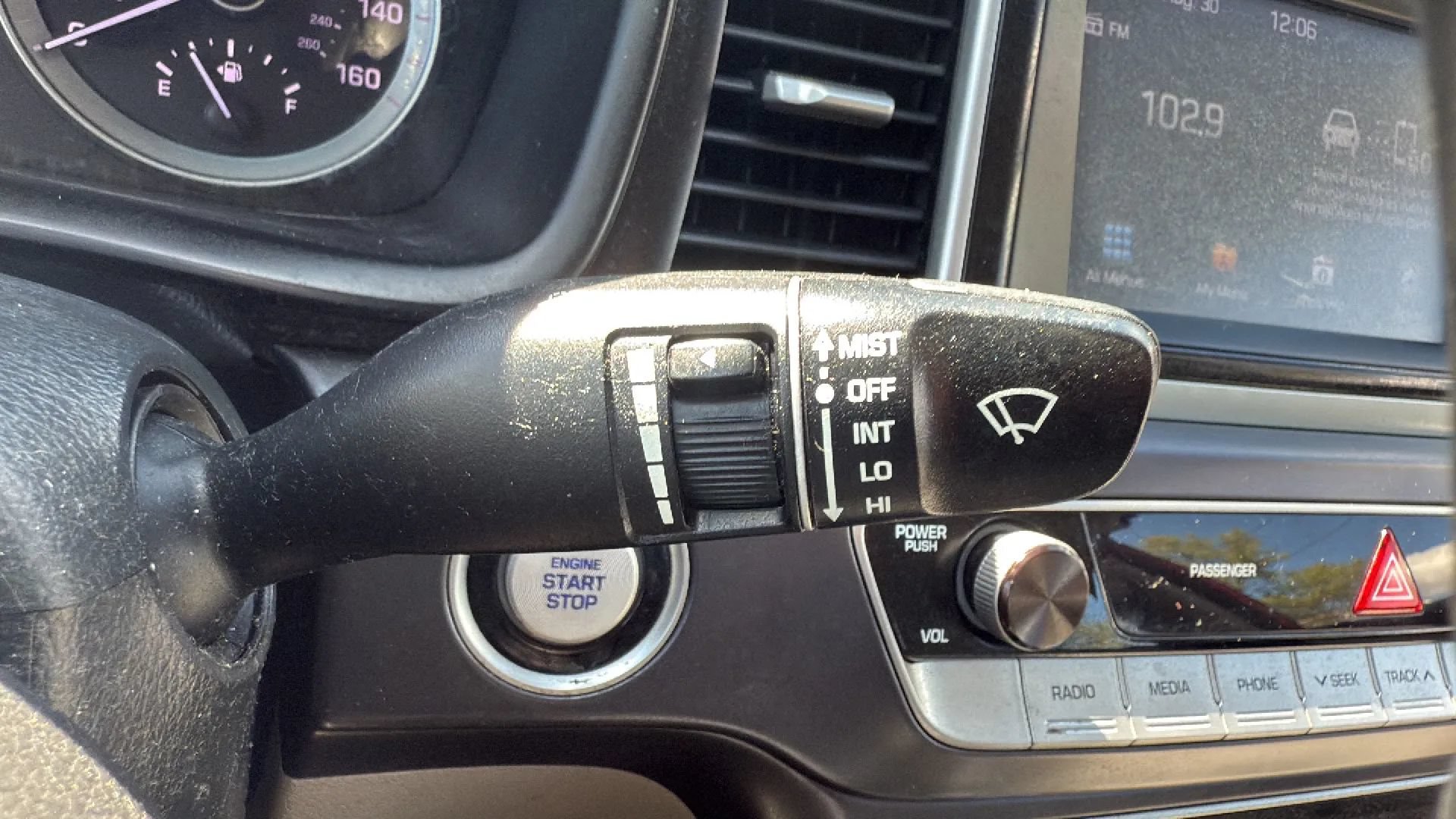 Used 2019 Hyundai Sonata SEL w/ Tech Package 02 FWD image 13