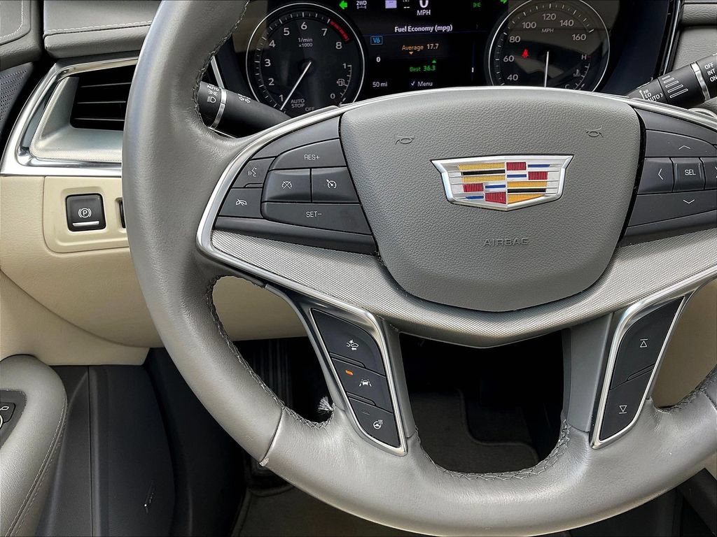 Used 2021 Cadillac XT5 Premium Luxury AWD/4WD image 11