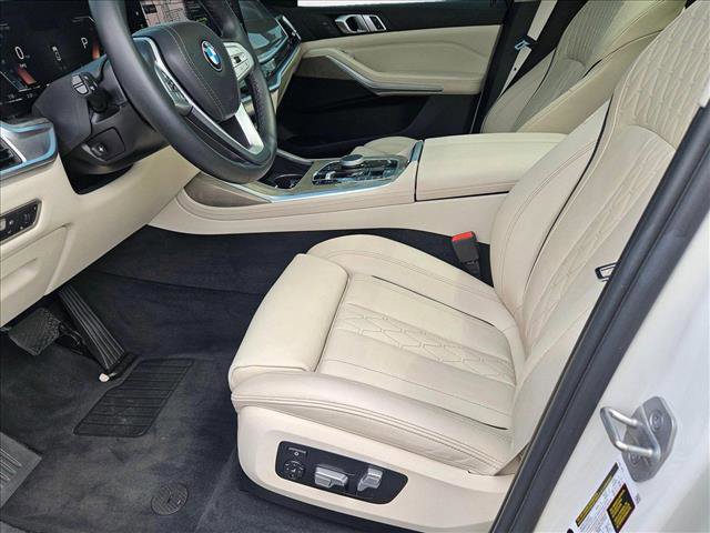 Certified 2023 BMW X7 xDrive40i image 17