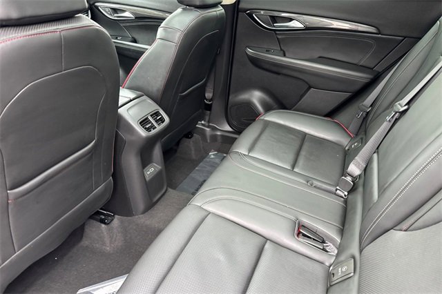 Used 2022 Buick Envision Essence w/ Sport Touring Package image 14