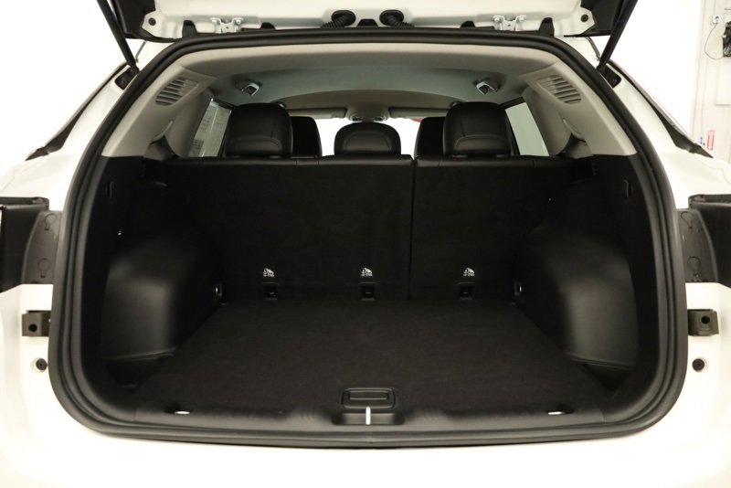 Used 2022 Jeep Compass Limited image 38