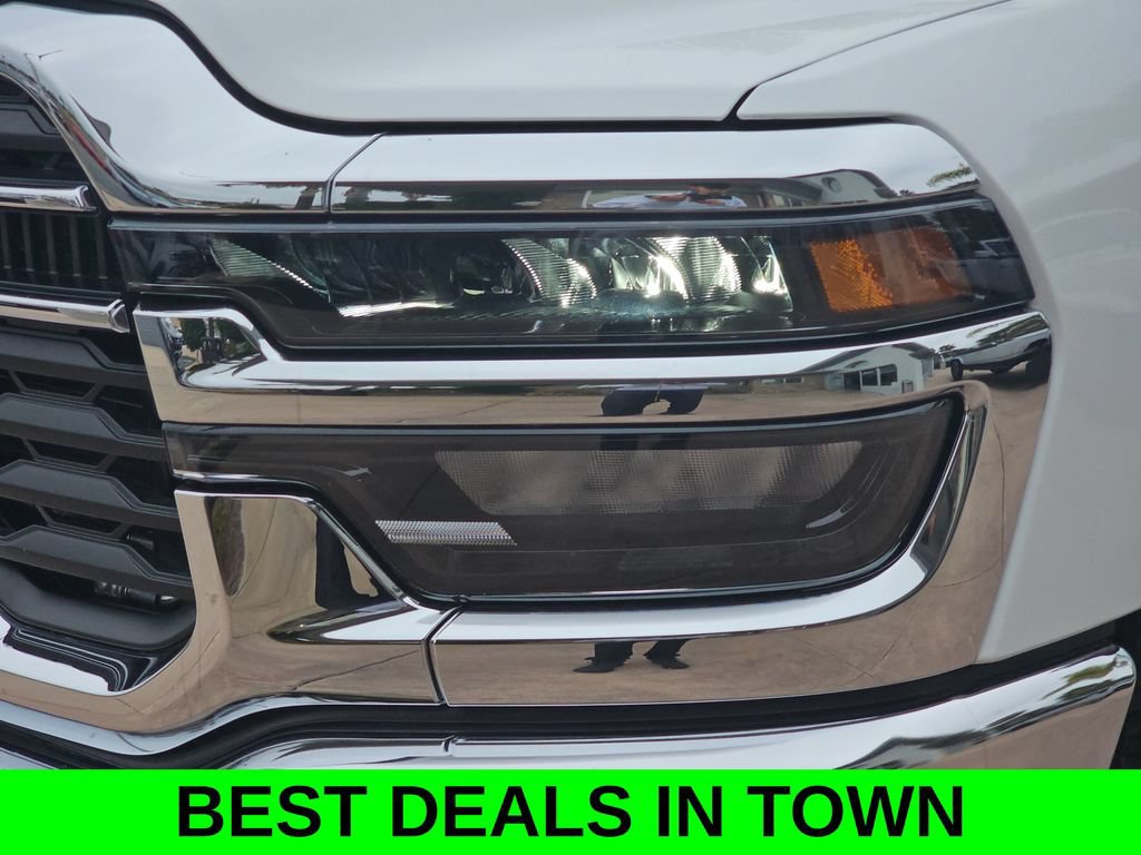 New 2026 RAM 3500 Tradesman w/ Chrome Appearance Group A AWD/4WD image 32
