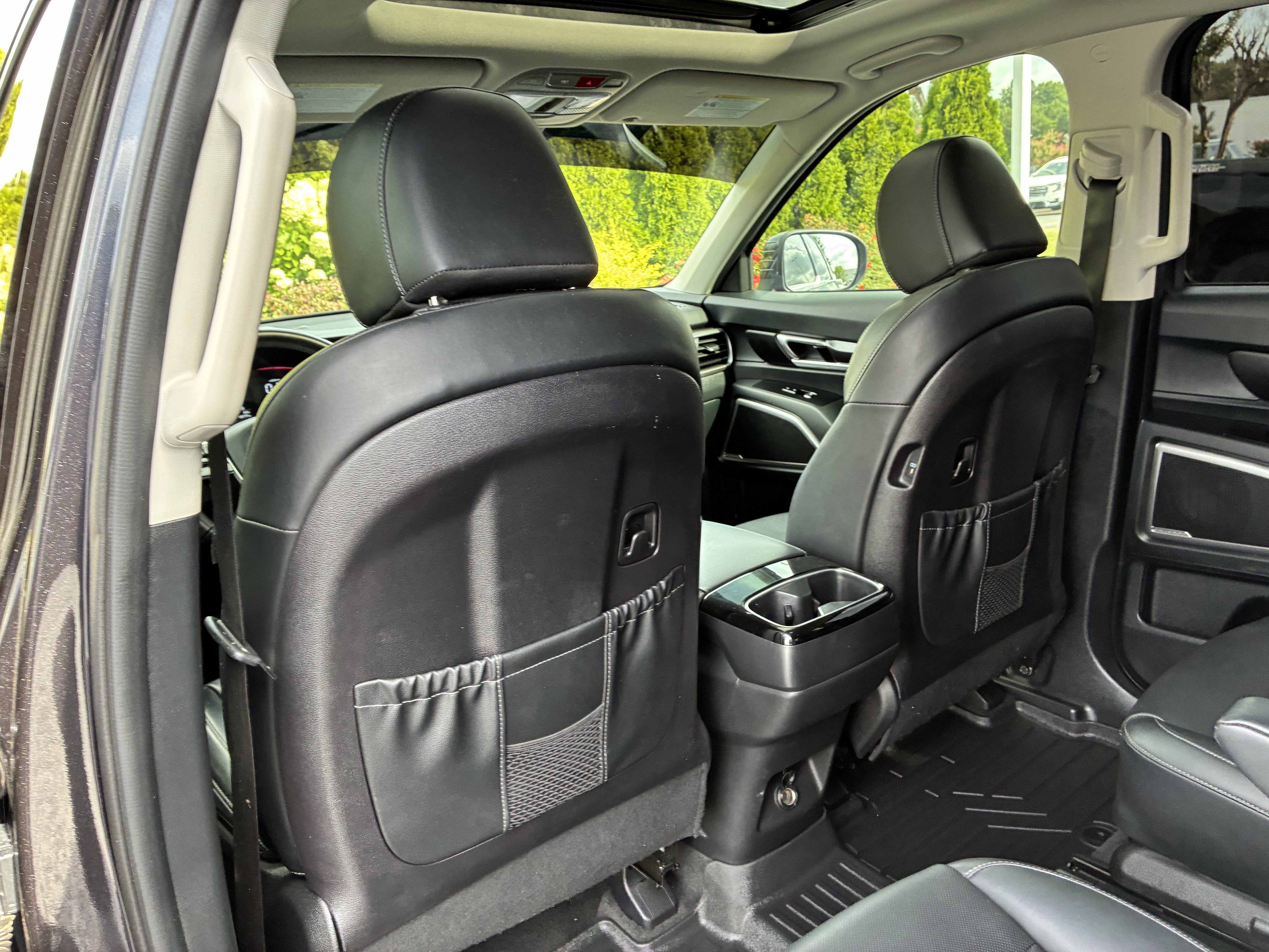 Used 2025 Kia Telluride S FWD image 13