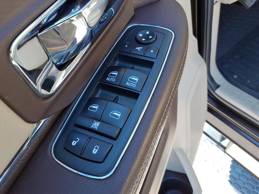 Used 2017 RAM 2500 Laramie image 23