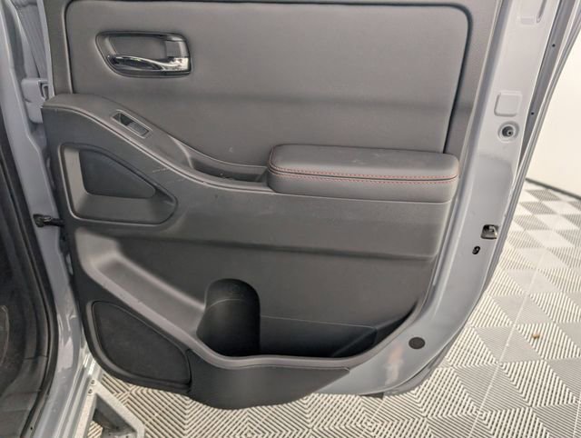 Used 2024 Nissan Frontier PRO-4X w/ Off-Road Protection Package image 32
