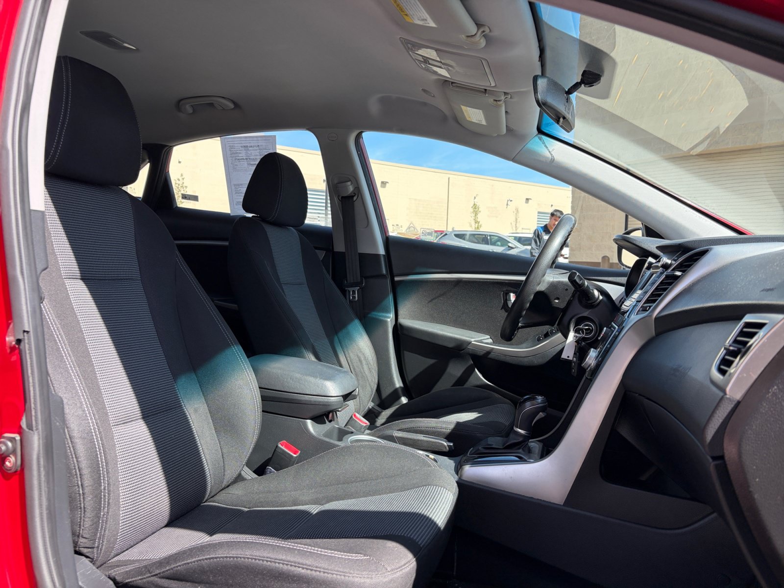 Used 2016 Hyundai Elantra GT FWD image 34