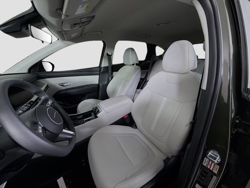 Used 2026 Hyundai Tucson SEL FWD image 13