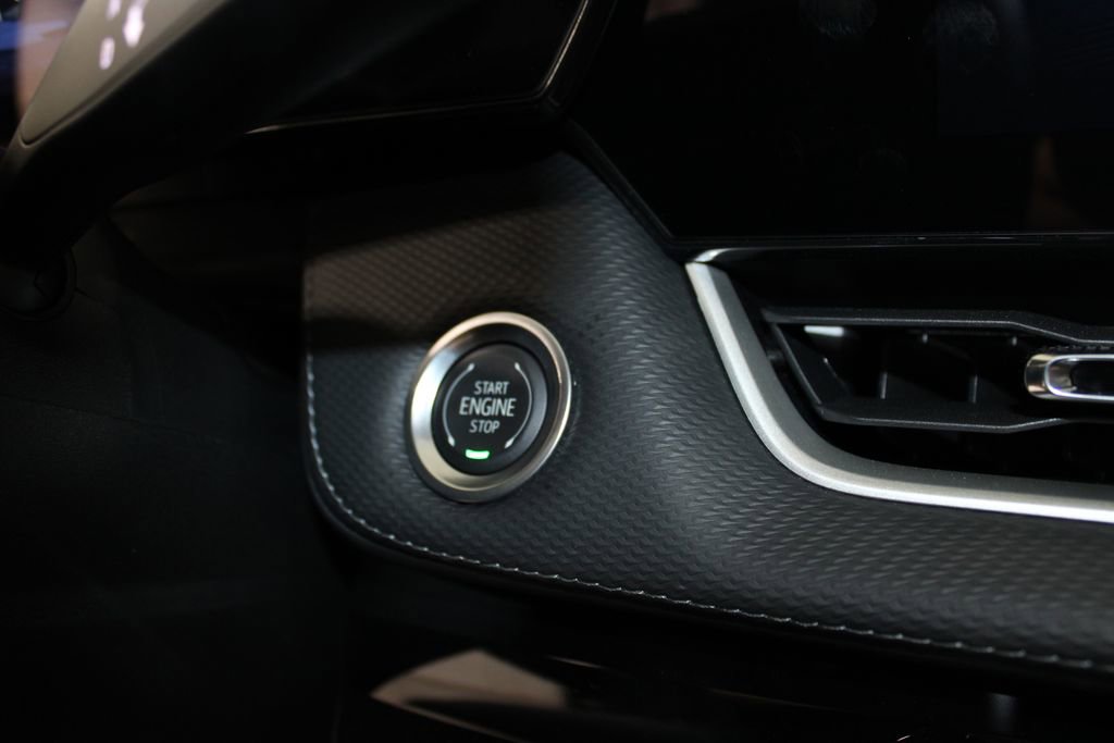 New 2025 Chevrolet Equinox LT w/ Convenience Package II image 37