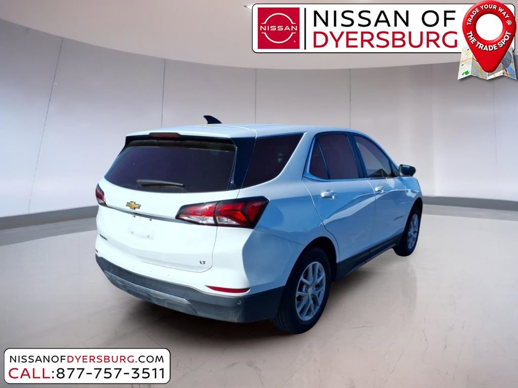 Used 2024 Chevrolet Equinox LT image 3