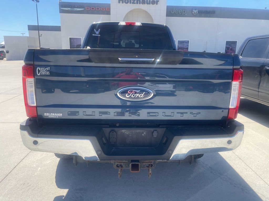 Used 2017 Ford F250 Lariat w/ Chrome Package AWD/4WD image 6