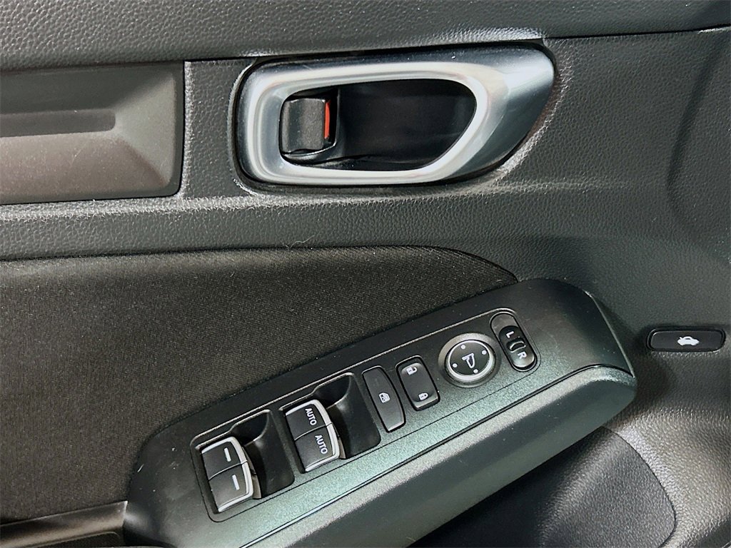 Used 2023 Honda Civic Sport image 15