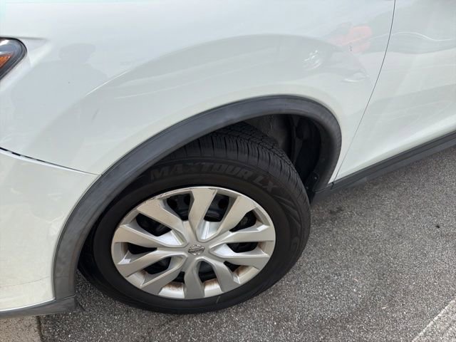 Used 2018 Nissan Rogue S image 4