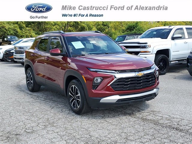 Used 2025 Chevrolet TrailBlazer LT w/ Driver Confidence Package
