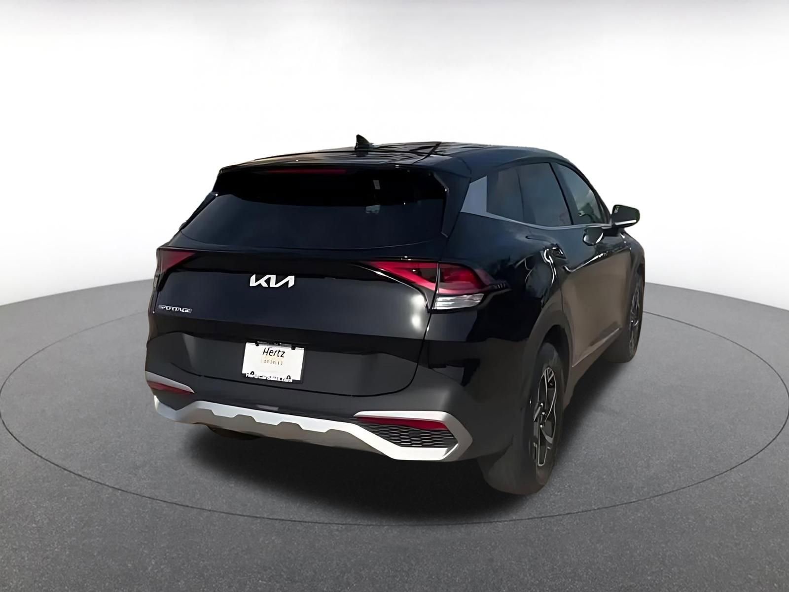 Used 2025 Kia Sportage LX image 14