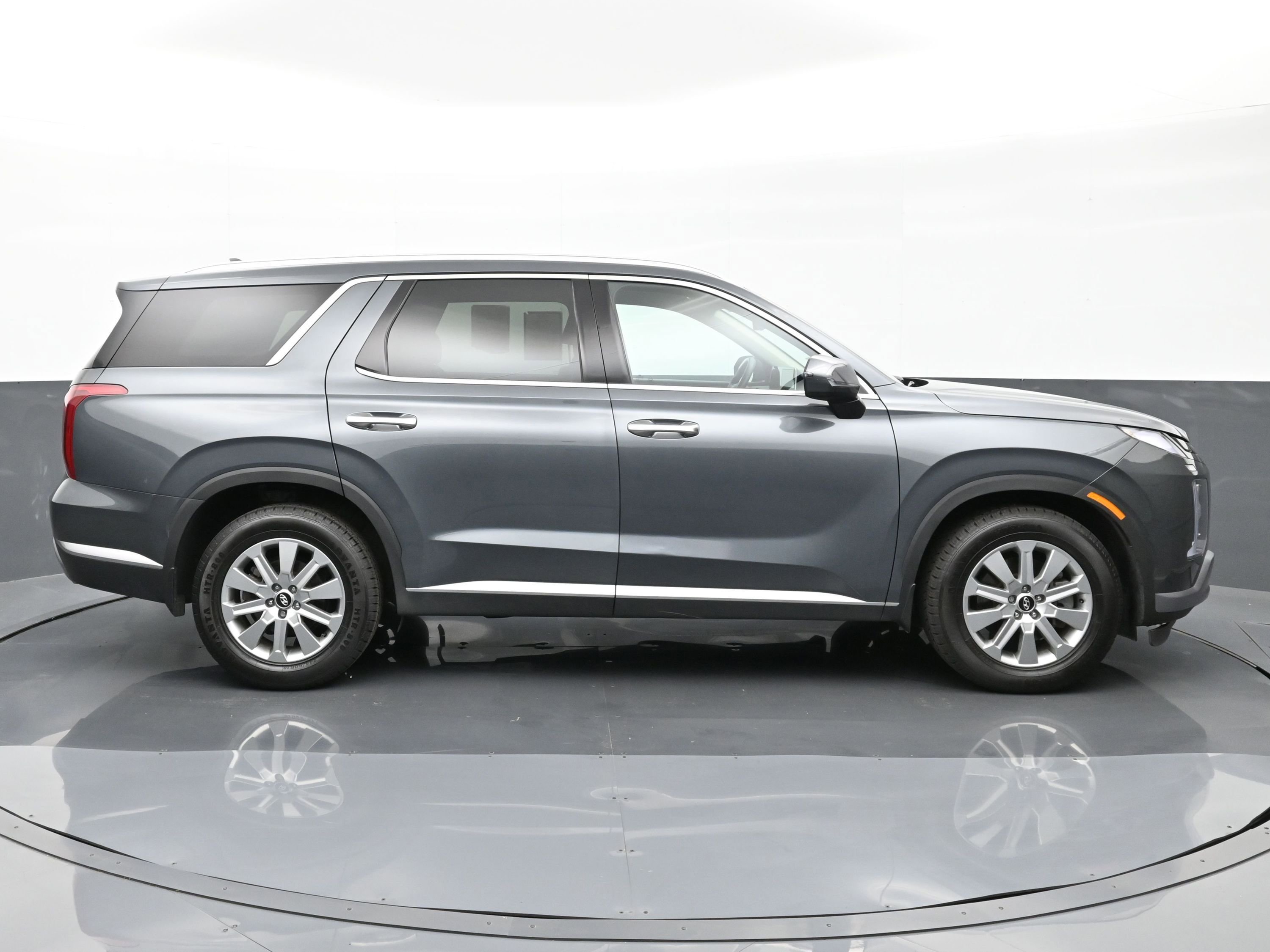 Used 2023 Hyundai Palisade SEL image 9