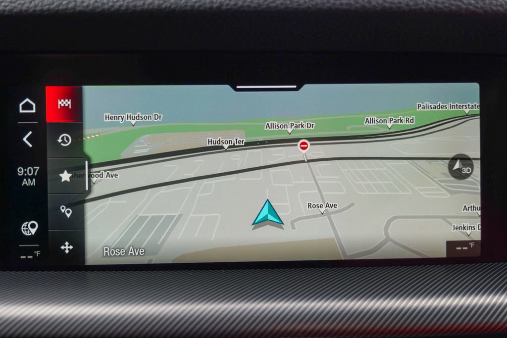 Used 2024 Alfa Romeo Stelvio Ti w/ Performance Driving Package image 57