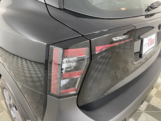 Used 2025 Nissan Kicks S AWD/4WD image 18