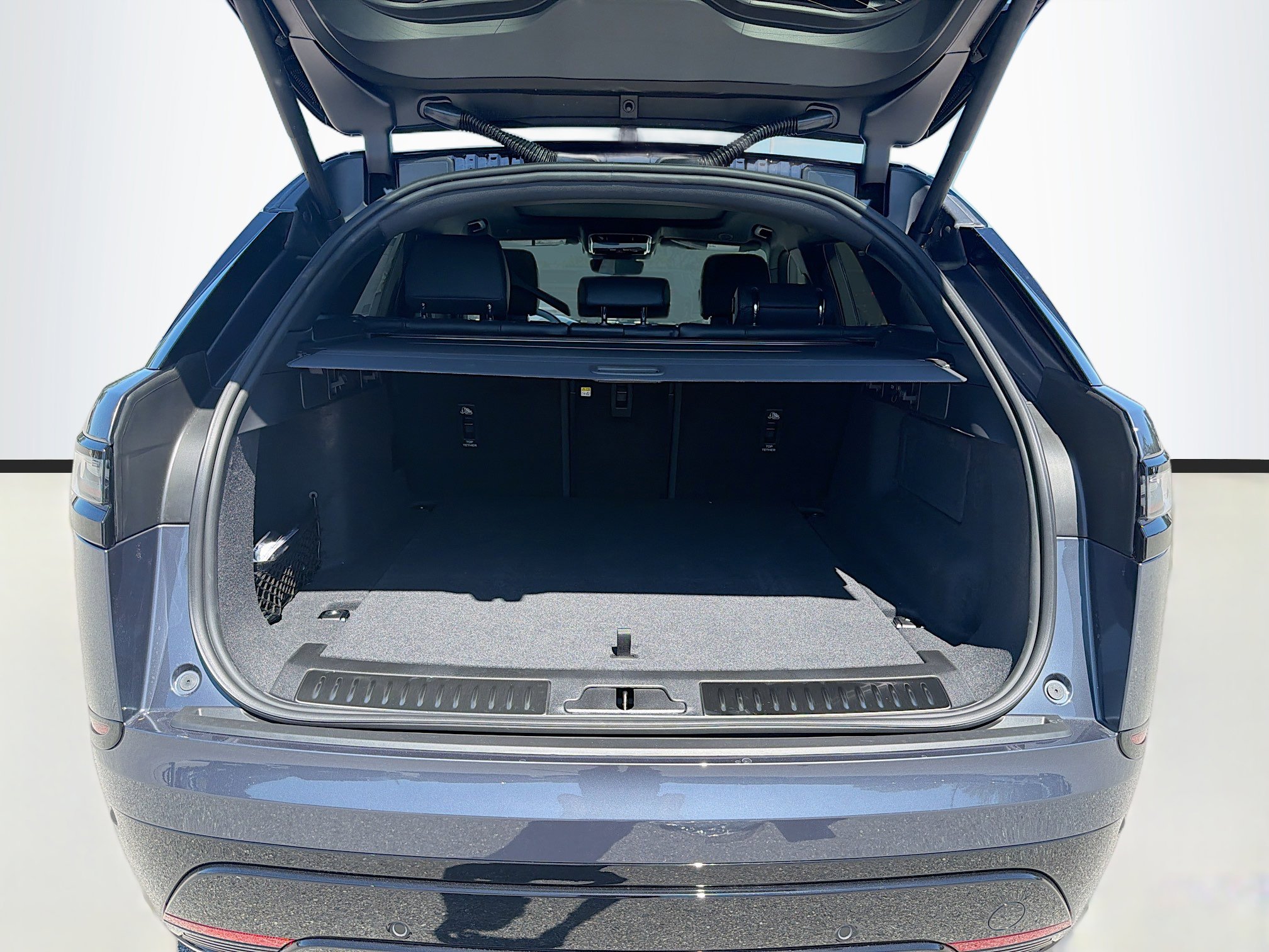 New 2026 Land Rover Range Rover Velar Dynamic SE image 12