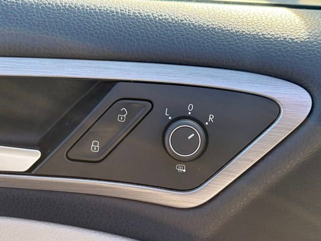 Used 2015 Volkswagen Golf TDI SE image 13