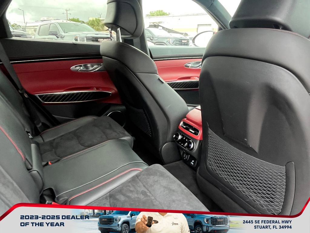 Used 2022 Genesis GV70 3.5T Sport w/ Sport Prestige Package AWD/4WD image 18