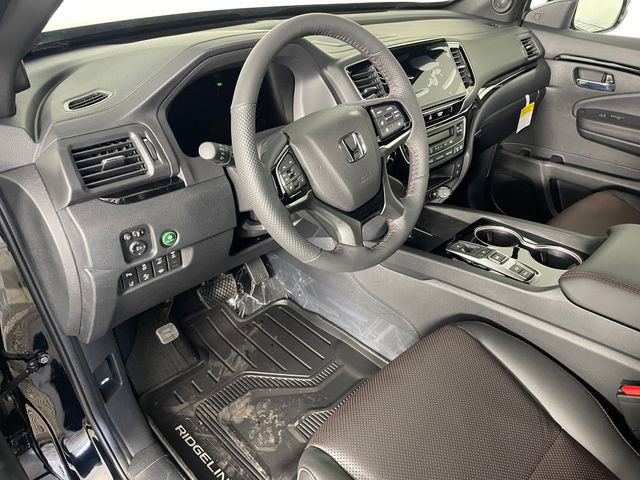 New 2026 Honda Ridgeline Black Edition image 3