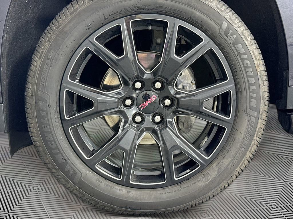Used 2023 GMC Yukon SLT image 35
