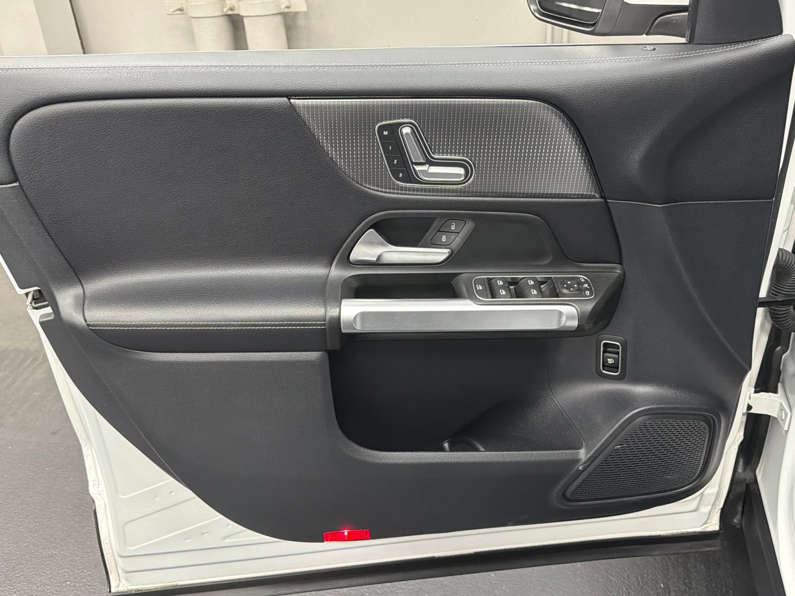 Certified 2022 Mercedes-Benz GLB 250 image 20