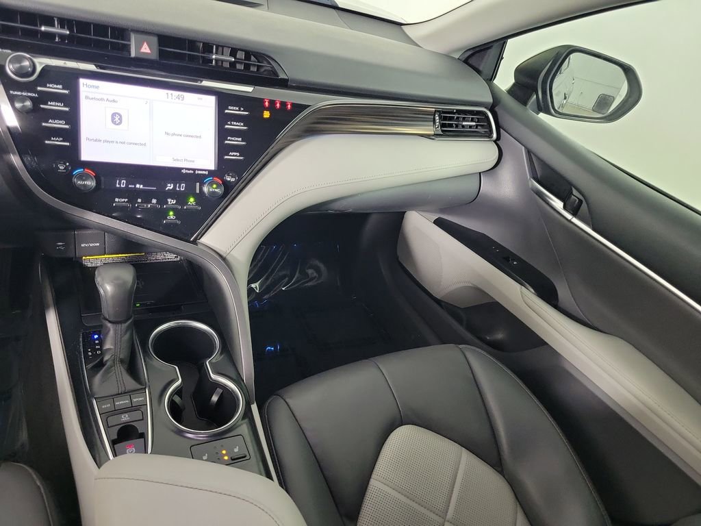 Certified 2019 Toyota Camry XLE FWD image 28