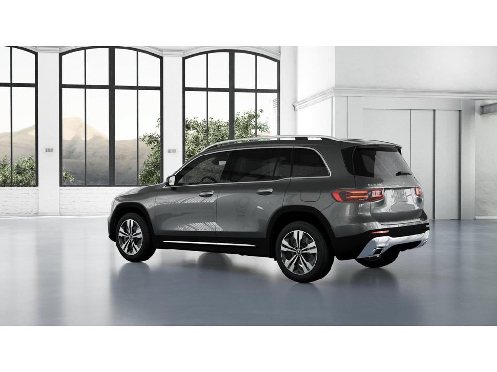 Used 2026 Mercedes-Benz GLB 250 4MATIC image 30