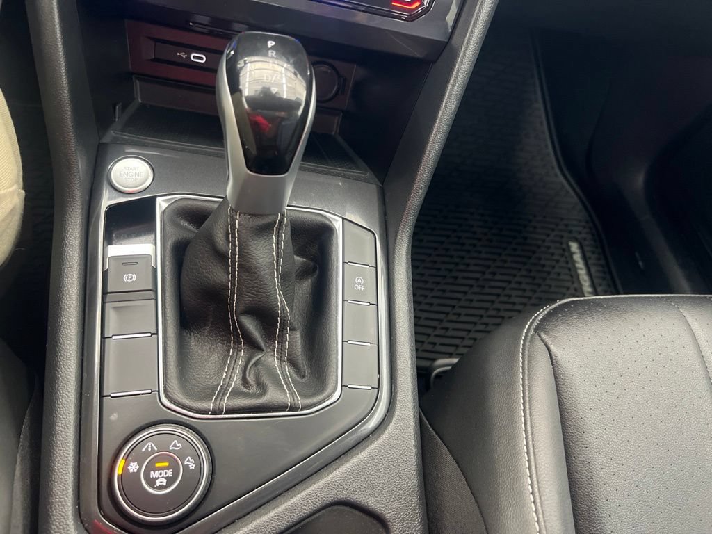 Certified 2024 Volkswagen Tiguan SE AWD/4WD image 18