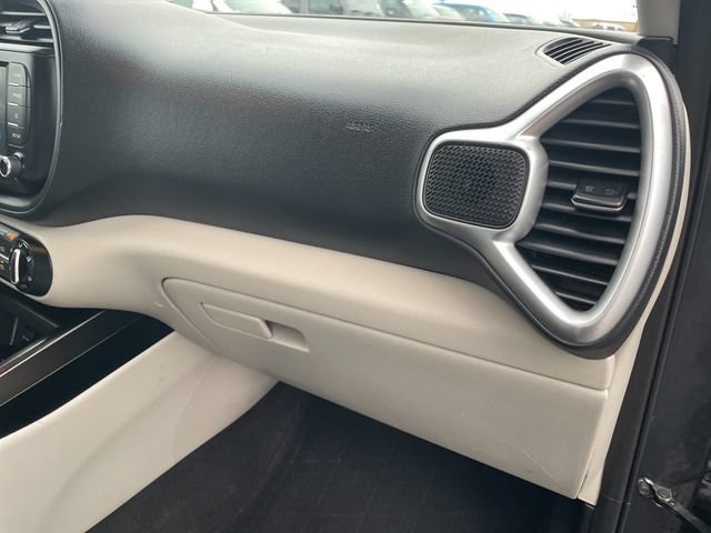 Used 2021 Kia Soul S FWD image 35