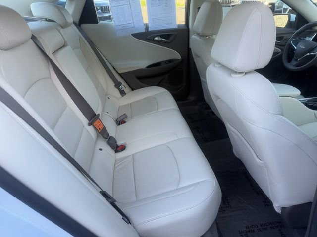 Used 2024 Chevrolet Malibu LT image 28