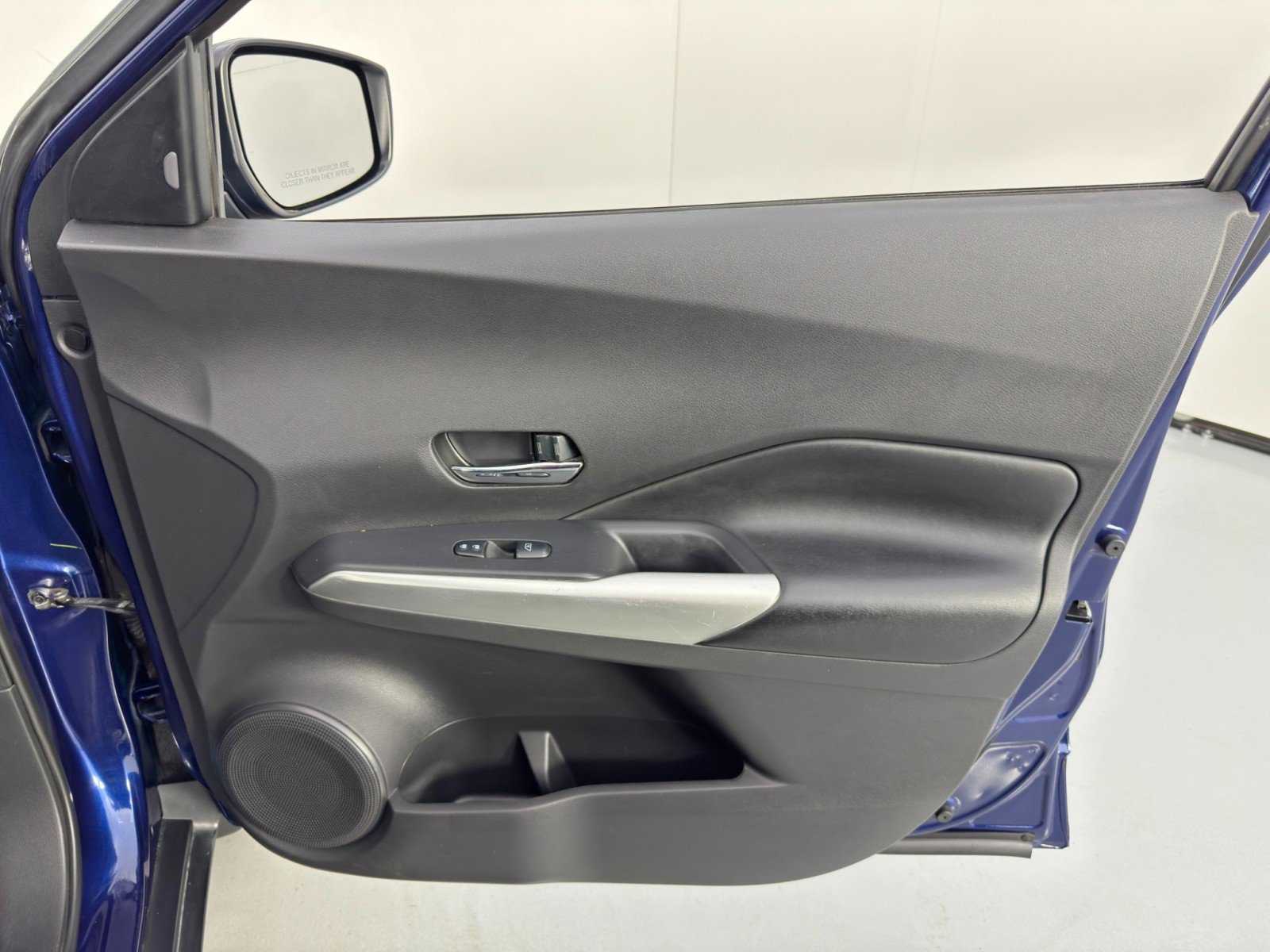 Used 2020 Nissan Kicks SR w/ SR Premium Package image 34