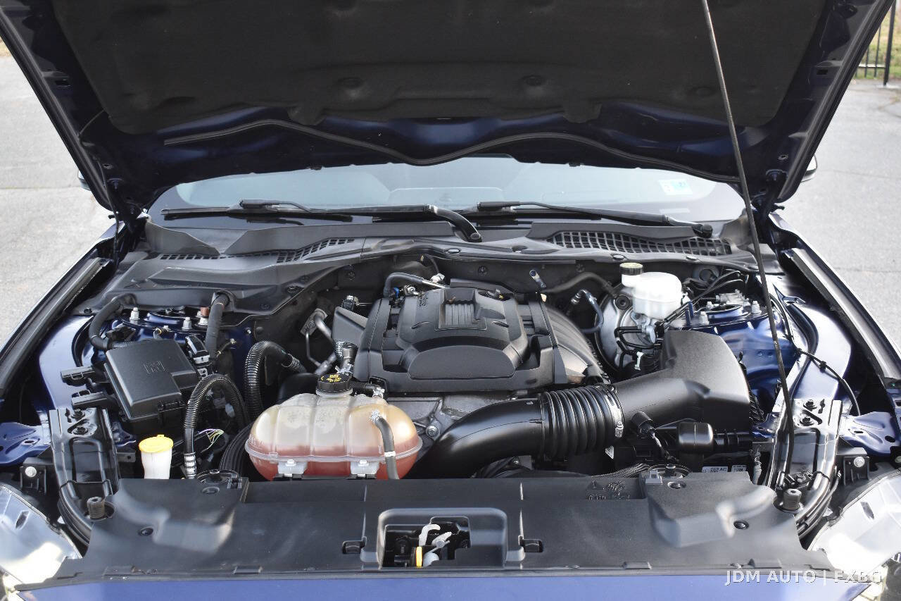 Used 2019 Ford Mustang Coupe w/ Equipment Group 101A image 20