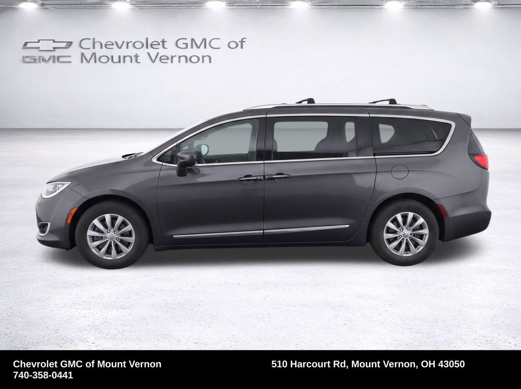Used 2018 Chrysler Pacifica Touring-L Plus FWD image 26