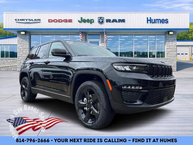 New 2025 Jeep Grand Cherokee Limited w/ Black Appearance Package