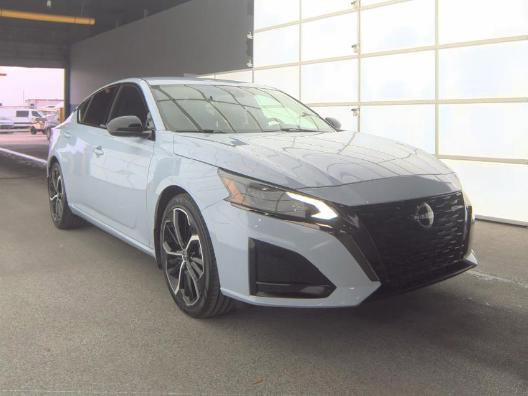 Used 2023 Nissan Altima 2.5 SR