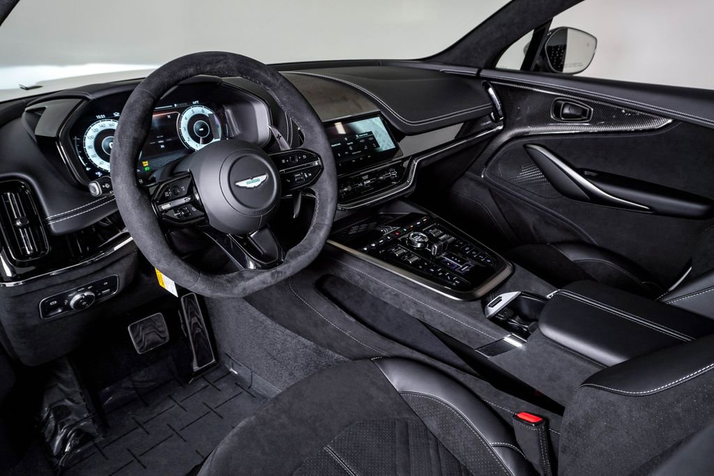 New 2026 Aston Martin DBX S image 23